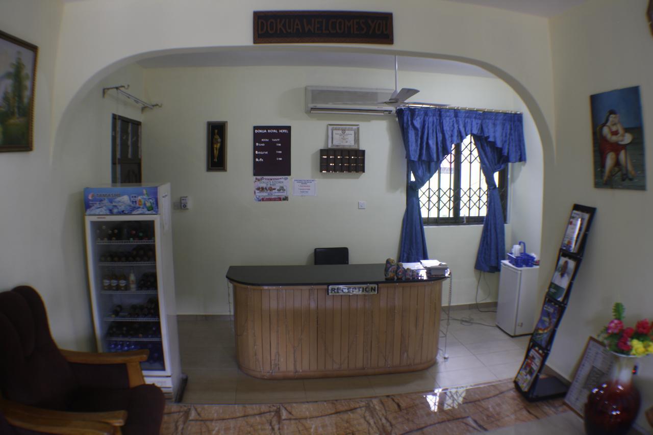 Dokua Royal Hotel Kwabenya 外观 照片